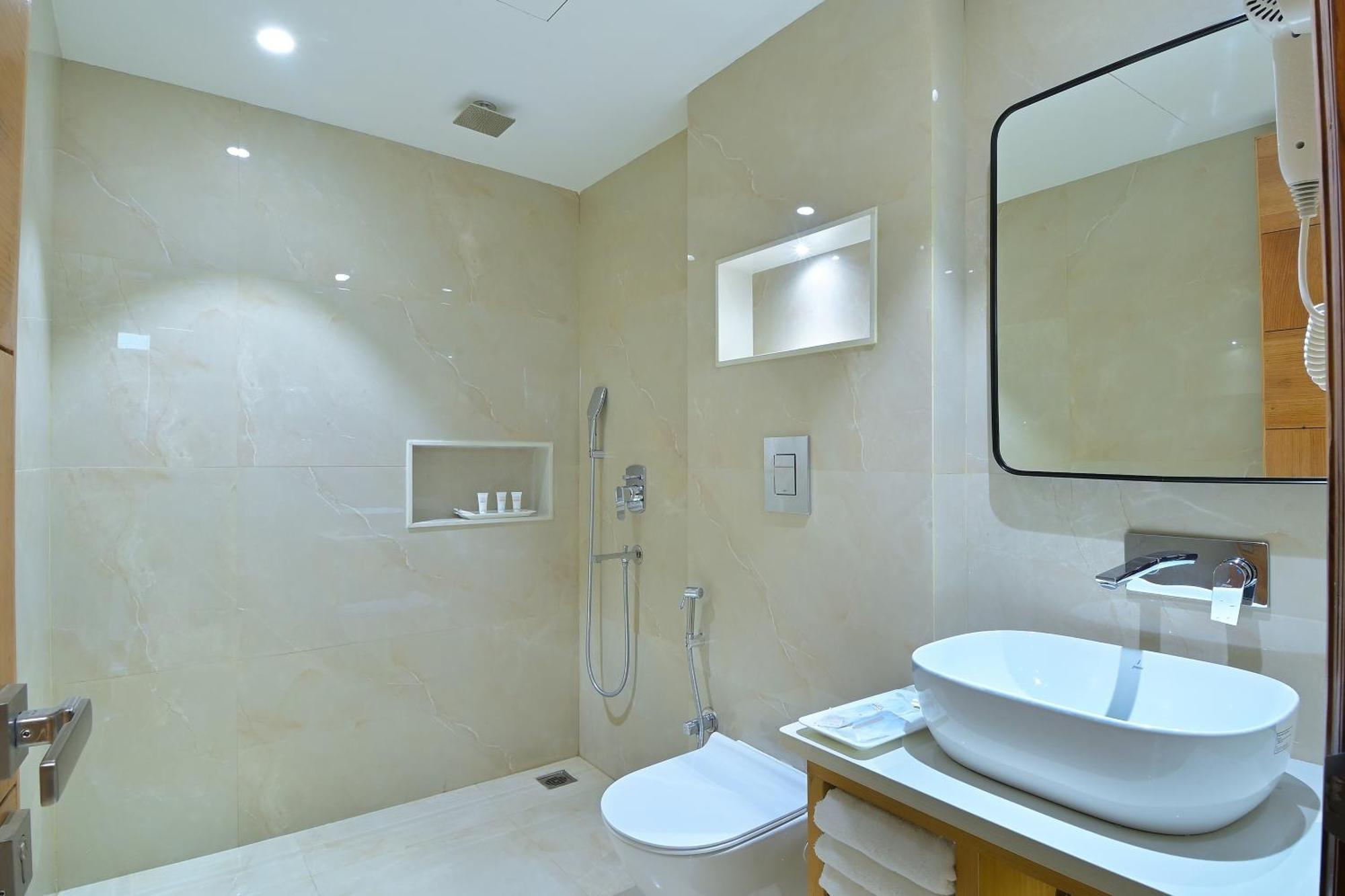 Hotel Shandon-2 Mins From Connaught Place New Delhi Exterior photo