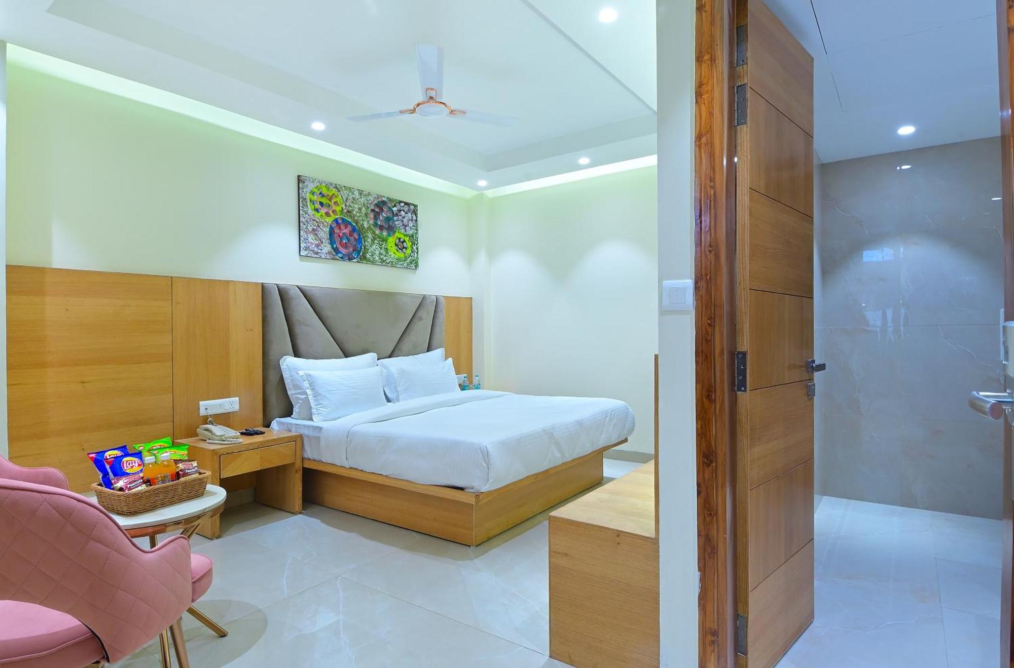 Hotel Shandon-2 Mins From Connaught Place New Delhi Exterior photo